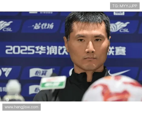 邵佳一：从绿茵场上的英雄到中国足球的时代见证者