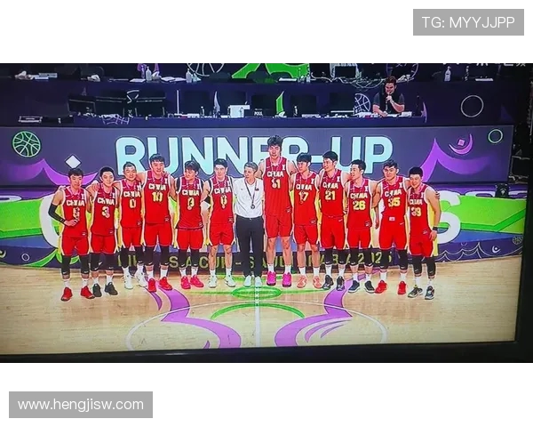 以篮球为核心探讨团队合作与竞技精神在现代体育文化中的重要作用