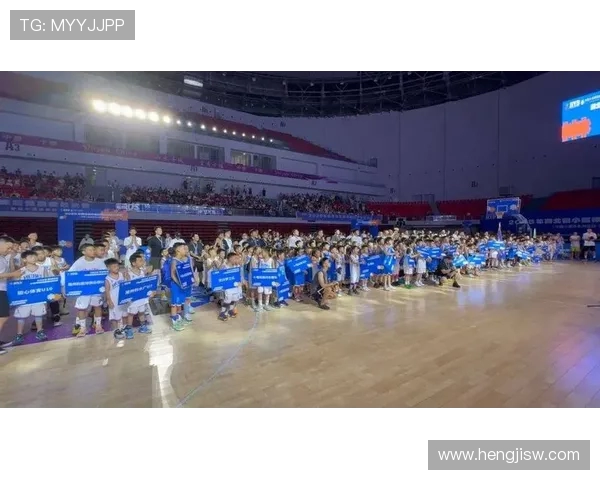 聚焦篮球巨星成长之路探秘赛场内外传奇故事与光辉时刻全景呈现录