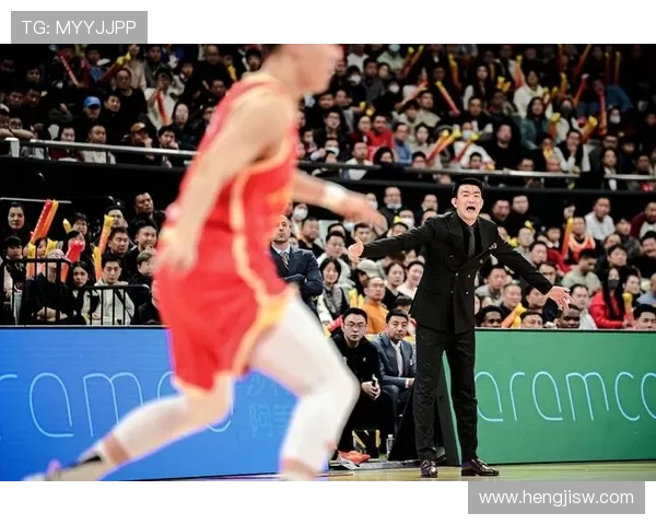 南京篮球队实力变革引发热议球迷期待新赛季的精彩表现与突破