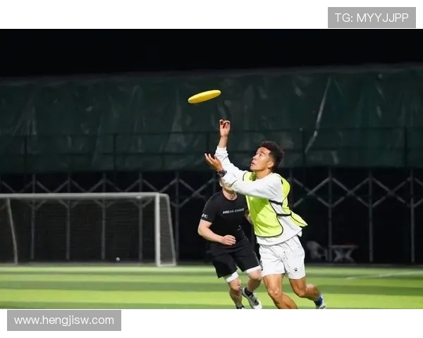 深圳飞盘队的默契配合与战术探讨聚焦飞盘运动的魅力与团队精神